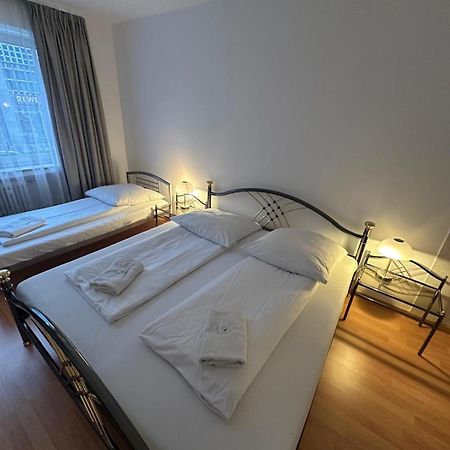 Hotel-Pension Asta München Eksteriør billede